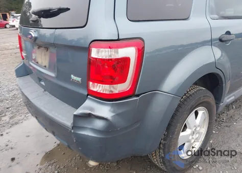 2011 Ford Escape Xlt из США, поврежденный, VIN 1FMCU0DG1BKB43843